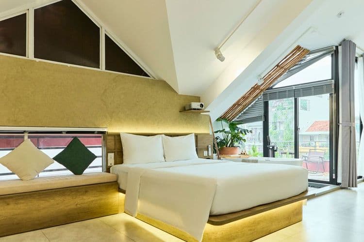 KiN Inspired 1 Attic