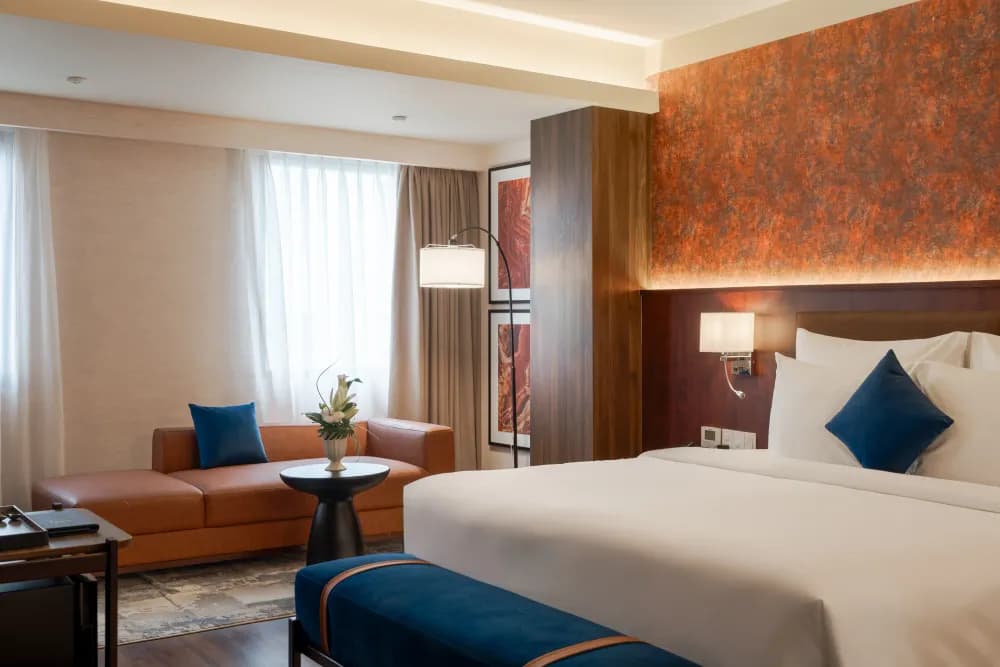 KiN Hotel Ly Tu Trong Edition